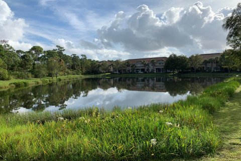 Townhouse in Stuart, Florida 3 bedrooms, 201.04 sq.m. № 1222774 - photo 6