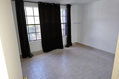 Touwnhouse à vendre à Pembroke Pines, Floride: 3 chambres, 149.76 m2 № 1222773 - photo 13