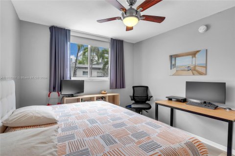 Copropriété à vendre à Miami Beach, Floride: 2 chambres, 90.12 m2 № 1345721 - photo 10