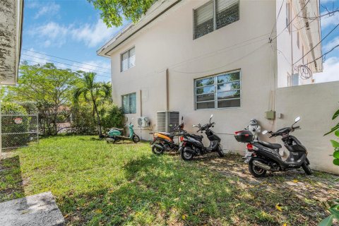 Villa ou maison à louer à Miami Beach, Floride: 2 chambres, 92.9 m2 № 1345722 - photo 19