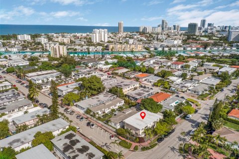 Villa ou maison à louer à Miami Beach, Floride: 2 chambres, 92.9 m2 № 1345722 - photo 28