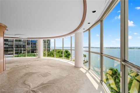 Condo in Miami, Florida, 3 bedrooms  № 1345804 - photo 5