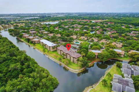 Condo in Coconut Creek, Florida, 2 bedrooms  № 1182527 - photo 24