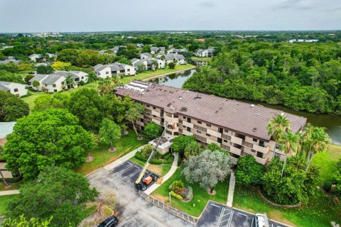 Copropriété à vendre à Coconut Creek, Floride: 2 chambres, 120.77 m2 № 1182527 - photo 16