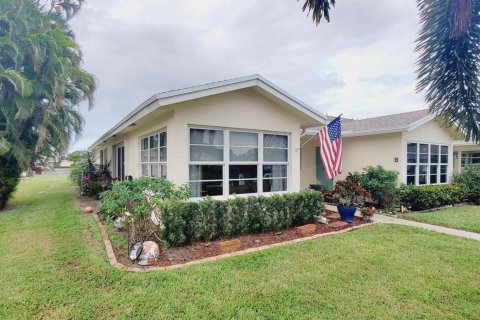 House in Delray Beach, Florida 2 bedrooms, 110.18 sq.m. № 851792 - photo 4