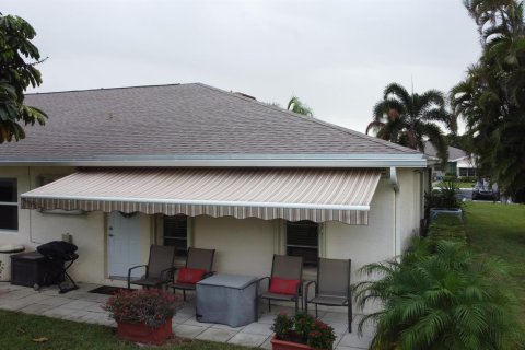 House in Delray Beach, Florida 2 bedrooms, 110.18 sq.m. № 851792 - photo 8