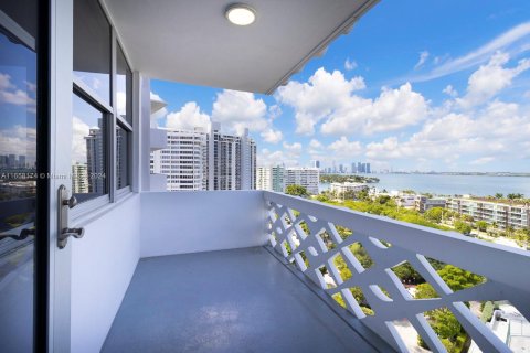 Condominio en venta en Miami Beach, Florida, 1 dormitorio, 79.52 m2 № 1387836 - foto 12