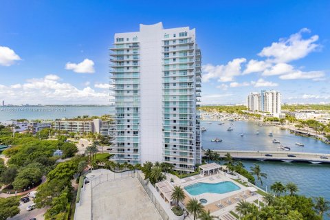 Condominio en venta en Miami Beach, Florida, 1 dormitorio, 79.52 m2 № 1387836 - foto 14