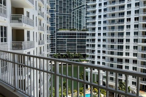 Condo in Miami, Florida, 1 bedroom  № 1387794 - photo 7