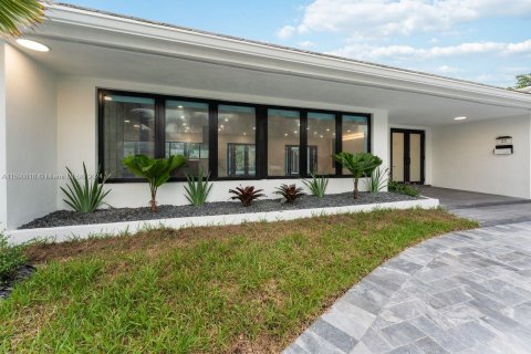 Villa ou maison à vendre à Coral Gables, Floride: 4 chambres, 248.51 m2 № 1184084 - photo 17