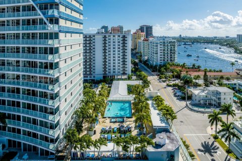 Copropriété à vendre à Fort Lauderdale, Floride: 2 chambres, 112.78 m2 № 163902 - photo 16