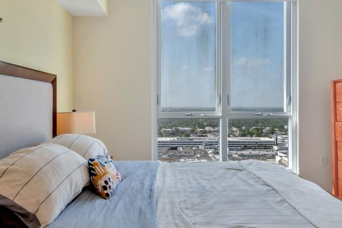 Apartment in METROPOLIS in Miami, Florida 2 bedrooms, 107 sq.m. № 55760 - photo 7