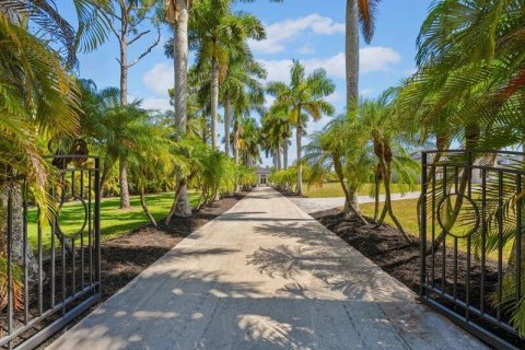 Villa ou maison à vendre à Lake Worth, Floride: 6 chambres, 548.87 m2 № 1188755 - photo 13