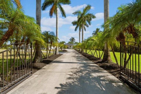 Villa ou maison à vendre à Lake Worth, Floride: 6 chambres, 548.87 m2 № 1188755 - photo 26