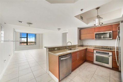 Condo in Sunrise, Florida, 2 bedrooms  № 1180395 - photo 15