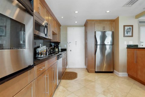 Condominio en venta en Miami Beach, Florida, 1 dormitorio, 117.06 m2 № 1180396 - foto 6