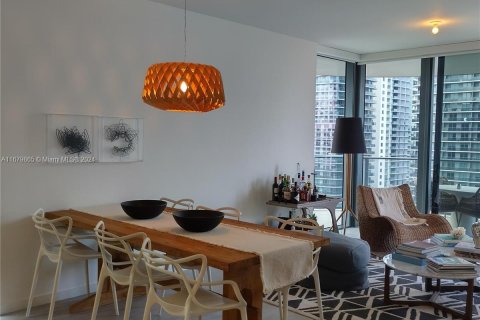 Condominio en venta en Miami, Florida, 2 dormitorios, 125.98 m2 № 1409353 - foto 6