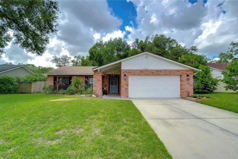 Villa ou maison à vendre à Tampa, Floride: 4 chambres, 202.99 m2 № 1341631 - photo 1