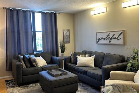 Condo in Clearwater, Florida, 1 bedroom  № 1388918 - photo 3