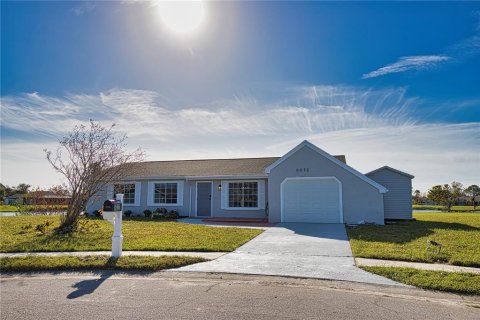 Villa ou maison à vendre à North Port, Floride: 3 chambres, 122.26 m2 № 1408715 - photo 18