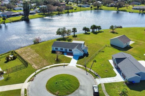 Villa ou maison à vendre à North Port, Floride: 3 chambres, 122.26 m2 № 1408715 - photo 6