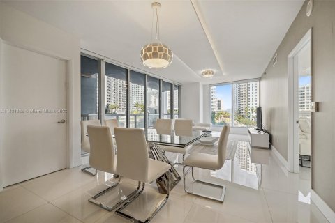 Copropriété à vendre à Miami, Floride: 2 chambres, 139.82 m2 № 657873 - photo 8