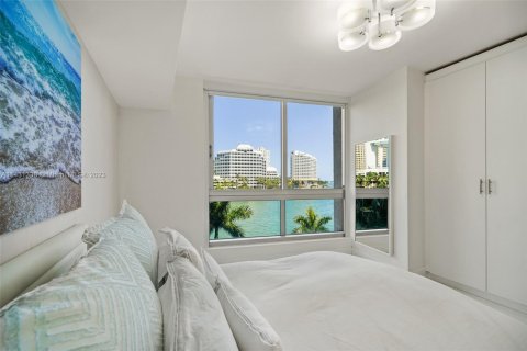 Condo in Miami, Florida, 2 bedrooms  № 657873 - photo 20