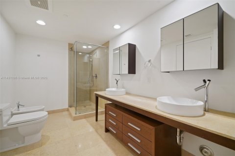 Copropriété à vendre à Miami, Floride: 2 chambres, 139.82 m2 № 657873 - photo 24