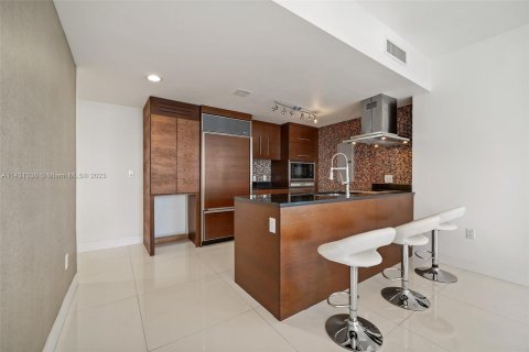 Copropriété à vendre à Miami, Floride: 2 chambres, 139.82 m2 № 657873 - photo 3