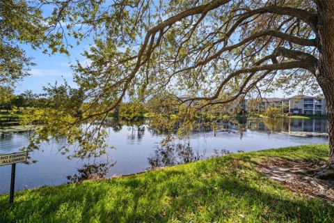 Condo in Tampa, Florida, 2 bedrooms  № 1422170 - photo 6