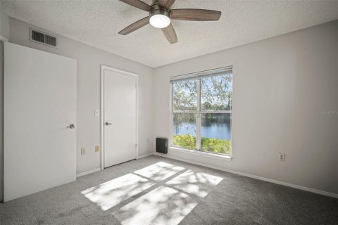 Condo in Tampa, Florida, 2 bedrooms  № 1422170 - photo 24