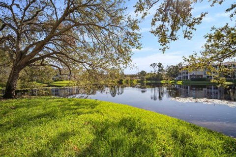 Condo in Tampa, Florida, 2 bedrooms  № 1422170 - photo 7