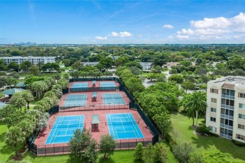 Copropriété à vendre à Pompano Beach, Floride: 3 chambres, 139.35 m2 № 1120034 - photo 11