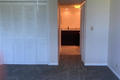 Condo in Pompano Beach, Florida, 3 bedrooms  № 1120034 - photo 14