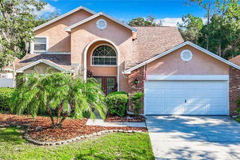 Casa en venta en Tampa, Florida, 4 dormitorios, 205.69 m2 № 1324251 - foto 1