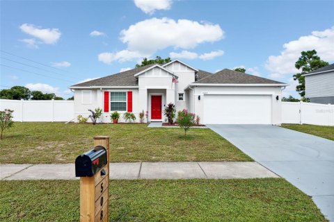 Villa ou maison à vendre à Spring Hill, Floride: 4 chambres, 175.59 m2 № 1350101 - photo 1