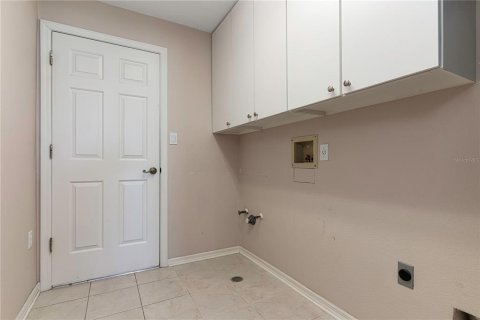 Casa en venta en Eustis, Florida, 3 dormitorios, 148.64 m2 № 1350137 - foto 29