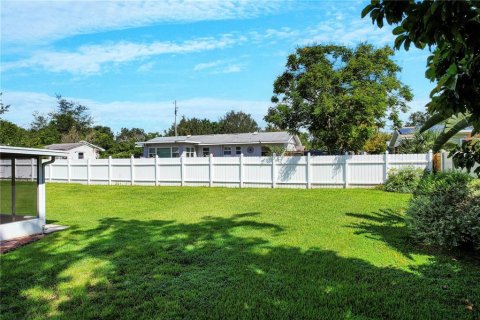 Villa ou maison à vendre à Eustis, Floride: 3 chambres, 148.64 m2 № 1350137 - photo 4