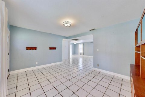 Villa ou maison à vendre à Lakeland, Floride: 4 chambres, 142.42 m2 № 1361790 - photo 13