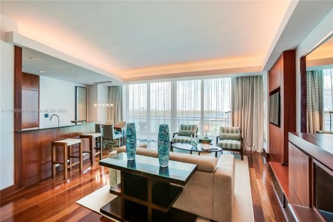 Copropriété à louer à Bal Harbour, Floride: 1 chambre, 106.56 m2 № 69950 - photo 3