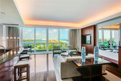 Copropriété à louer à Bal Harbour, Floride: 1 chambre, 106.56 m2 № 69950 - photo 1