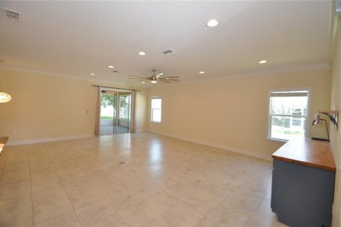 House in Palm Coast, Florida 3 bedrooms, 191.94 sq.m. № 1369603 - photo 9