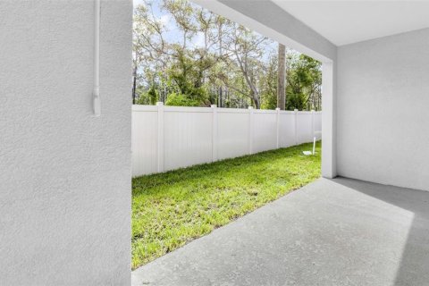 Touwnhouse à vendre à Clearwater, Floride: 3 chambres, 155.43 m2 № 1369671 - photo 4