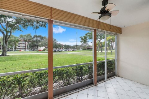 Copropriété à vendre à Pembroke Pines, Floride: 2 chambres, 140 m2 № 908980 - photo 8