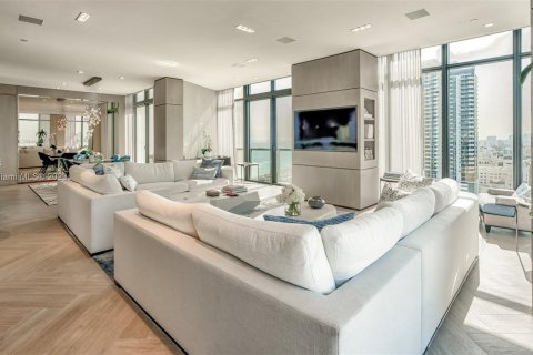 Condominio en venta en Miami Beach, Florida, 3 dormitorios, 255.67 m2 № 442070 - foto 4