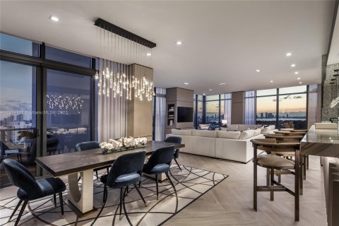 Condominio en venta en Miami Beach, Florida, 3 dormitorios, 255.67 m2 № 442070 - foto 1