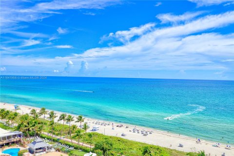 Condominio en venta en Miami Beach, Florida, 3 dormitorios, 191.38 m2 № 1330633 - foto 3