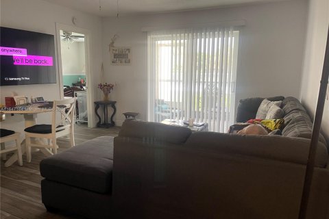 Condo in Coral Springs, Florida, 3 bedrooms  № 1330533 - photo 8