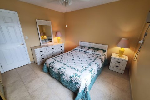 Condo in Fort Lauderdale, Florida, 2 bedrooms  № 1161889 - photo 2