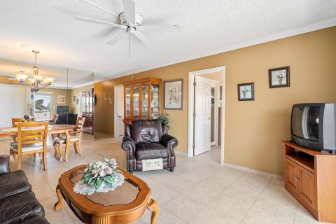 Condo in Fort Lauderdale, Florida, 2 bedrooms  № 1161889 - photo 23